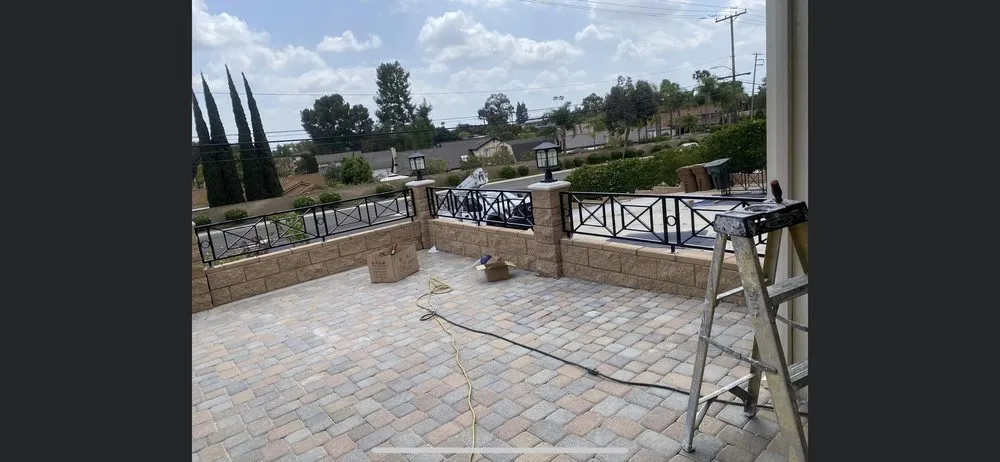 Professional landscaping services experts serving San Leandro, CA - Robert’s Landscaping Services