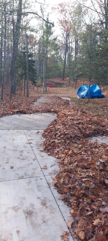 Local lawn mowing service experts serving Kalkaska, MI - Robert's Lawn Service