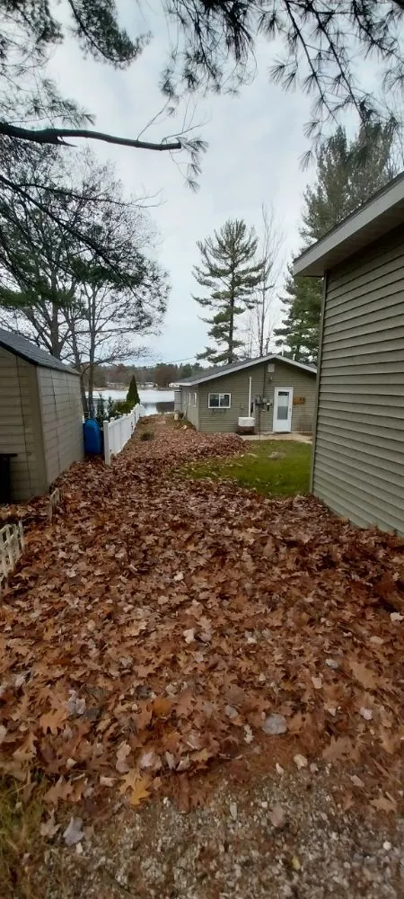 Top-rated garden landscaping experts serving Kalkaska, MI - Robert's Lawn Service