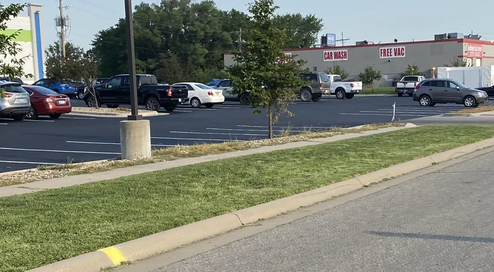 Trusted residential landscaping experts serving Topeka, KS - Robert’s Mowing