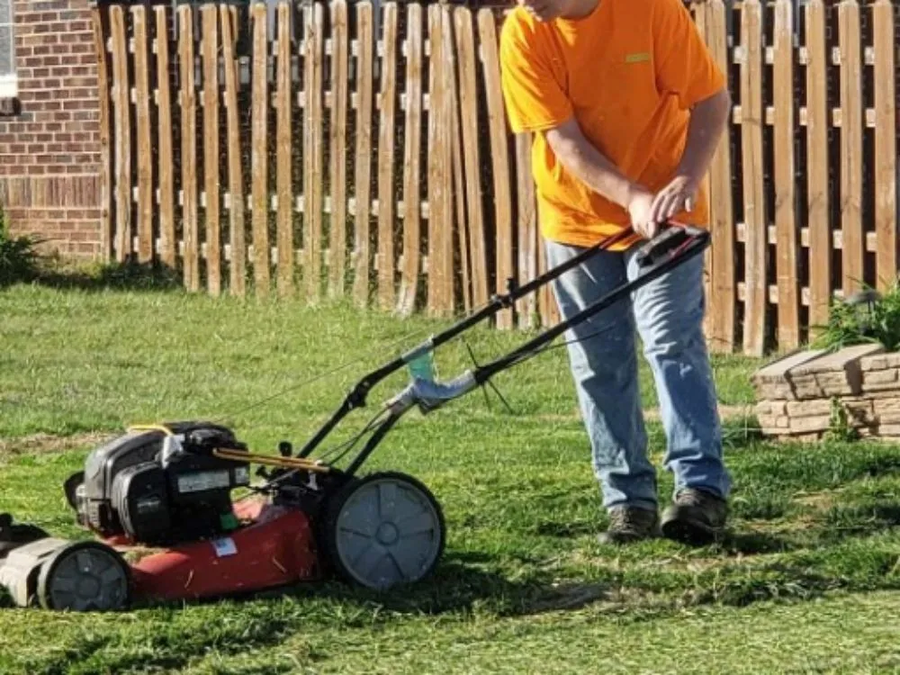 Expert yard cleanup service in fallston, MD - Robert's Outdoor Services