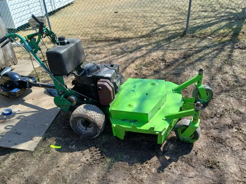 Top-rated lawn mowing service in fallston, MD by Robert's Outdoor Services