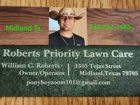 Roberts Priority Lawn Care Logo