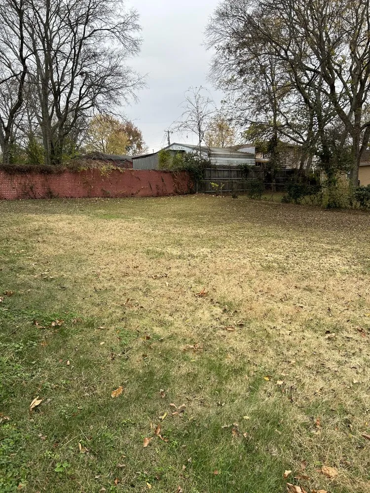 Affordable yard maintenance for year-round maintenance across Nashville, TN - Robert’s Touch Landscaping Service