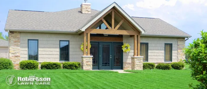 Expert garden landscaping with custom design in Springfield, IL by Robertson Lawn Care