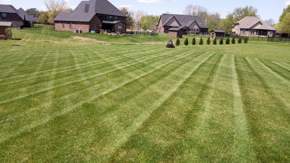 Professional landscape design experts serving Clarksville, TN - Robertson Lawns and Renovations