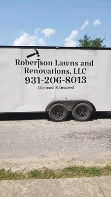 Robertson Lawns and Renovations Logo