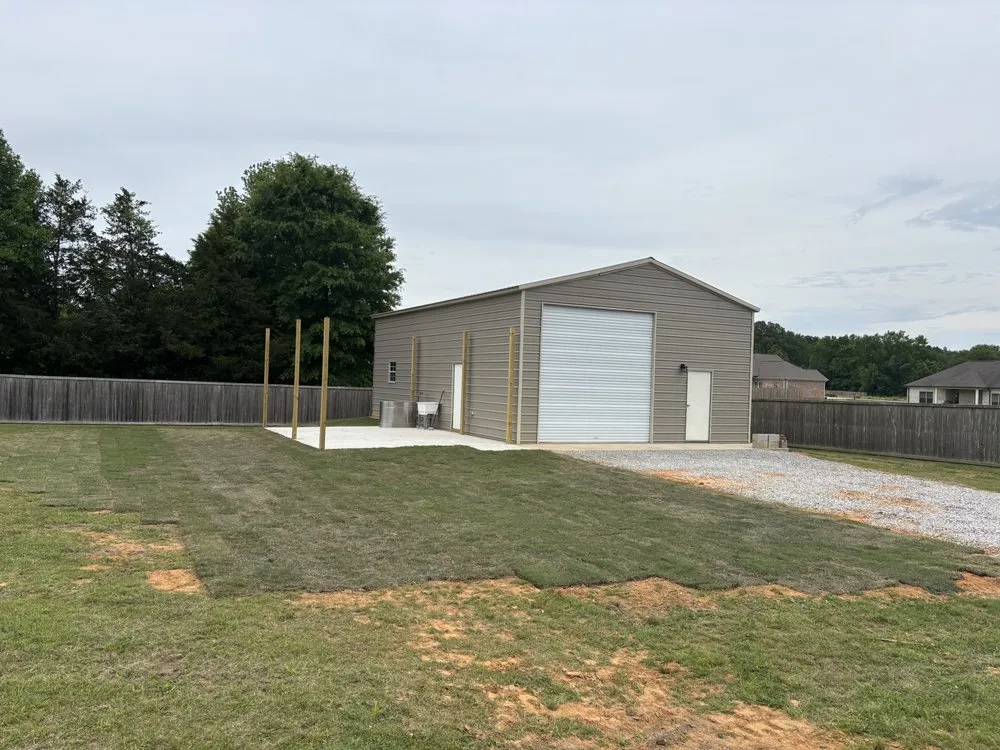 Local lawn care service in New Albany, MS - Robertson’s Lawn & Landscaping