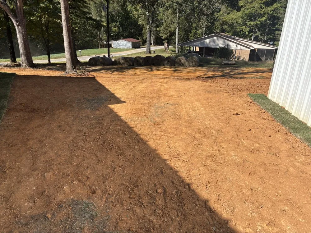 Expert landscape installation with custom design in New Albany, MS by Robertson’s Lawn & Landscaping