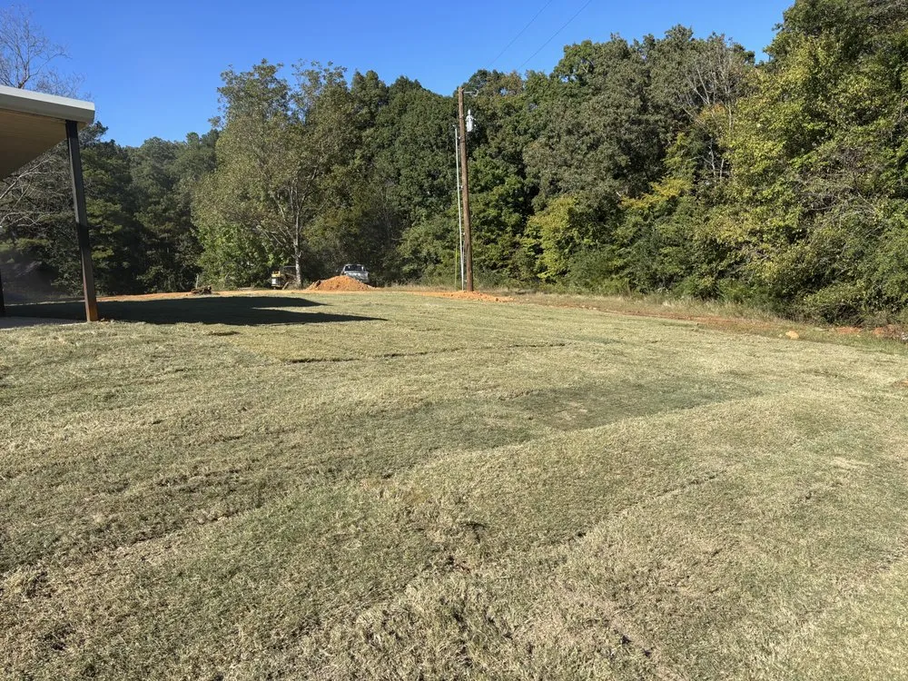 Top-rated residential landscaping experts serving New Albany, MS - Robertson’s Lawn & Landscaping