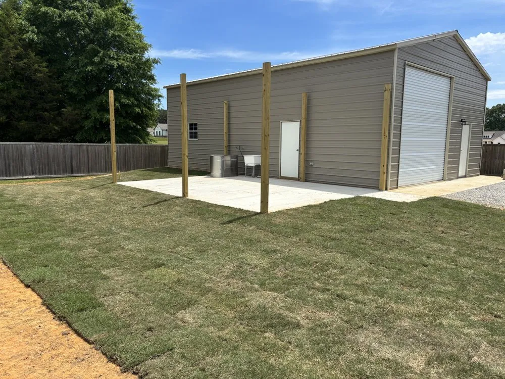 Top-rated outdoor landscaping in New Albany, MS by Robertson’s Lawn & Landscaping