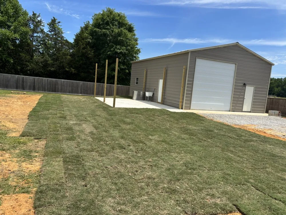 Local residential landscaping in New Albany, MS - Robertson’s Lawn & Landscaping
