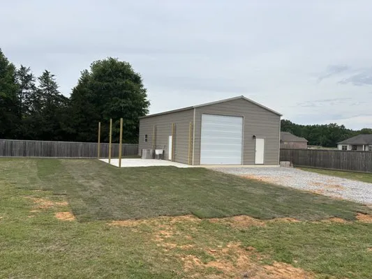 Robertson’s Lawn & Landscaping