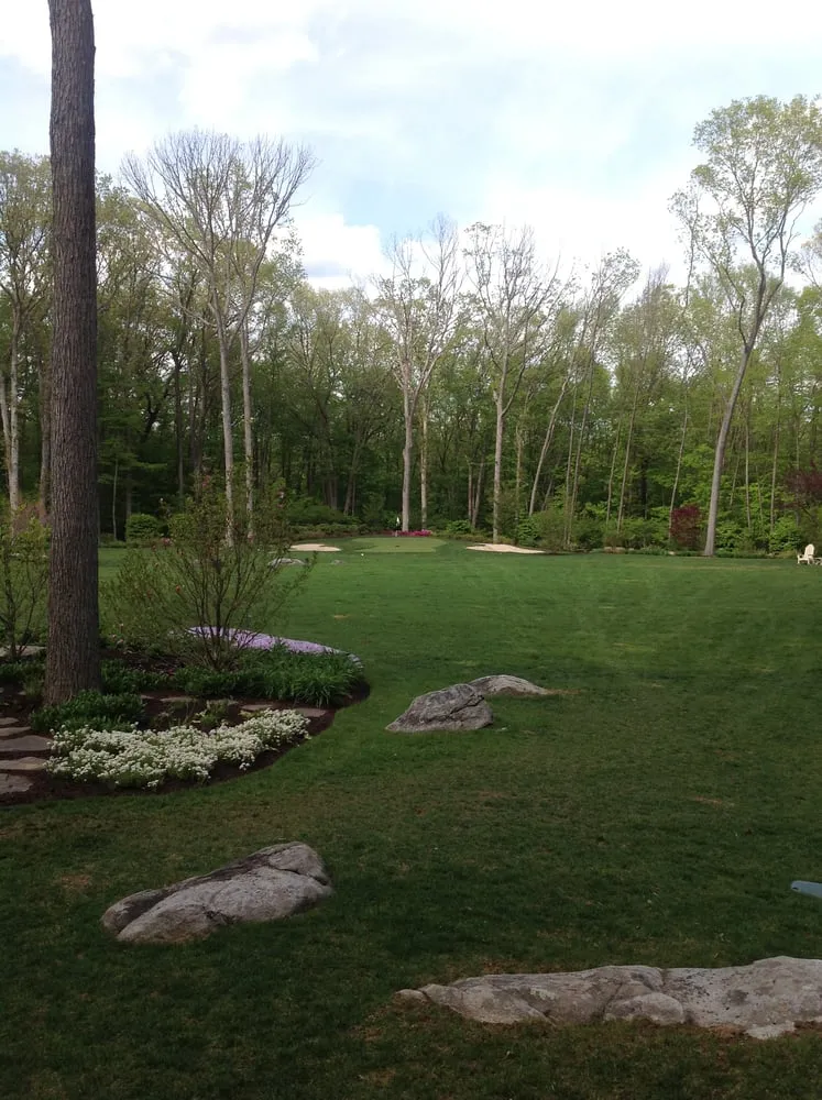 Affordable landscaping services for beautiful yards across Norwalk, CT - Robidoux Landscaping