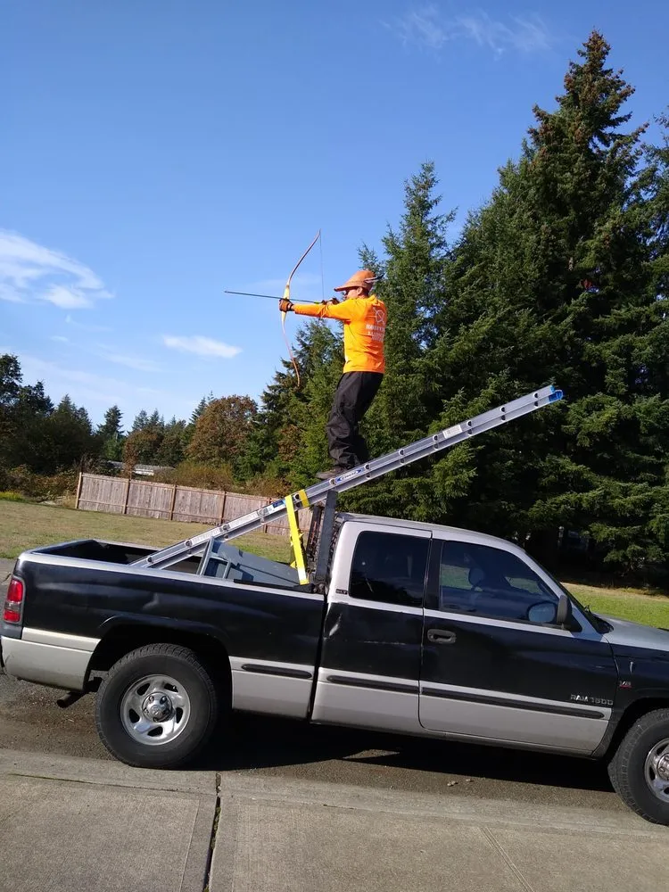 Professional landscaping services for homes in Yelm, WA by Robinhood Landscape Movers