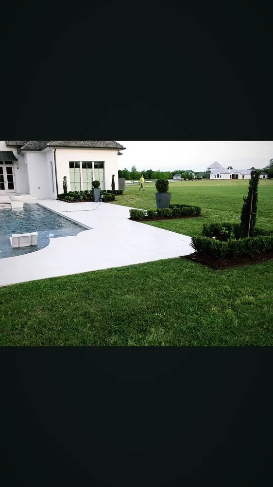 Affordable outdoor landscaping for outdoor upgrades in Lafayette, LA by Robin's Landscaping & Irrigation