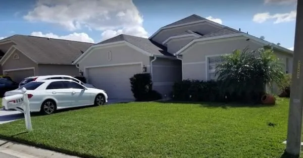 Affordable outdoor landscaping for homes across Davenport, FL - Robinson & Robinson Lawn Care