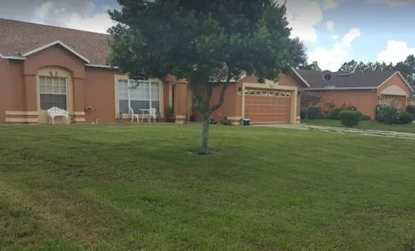 Expert landscaping services with custom design in Davenport, FL by Robinson & Robinson Lawn Care