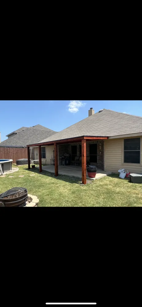 Professional yard maintenance for residential properties in Plano, TX by Robinson Construction and Landscaping