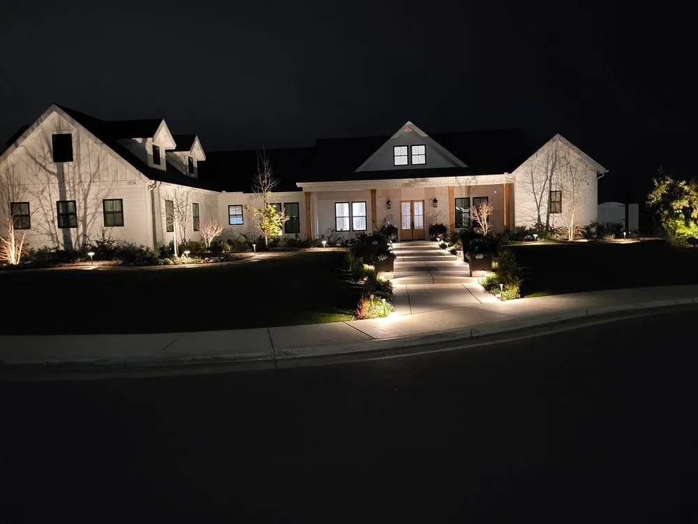 Top-rated landscape design experts serving Bakersfield, CA - Robinson Construction Services