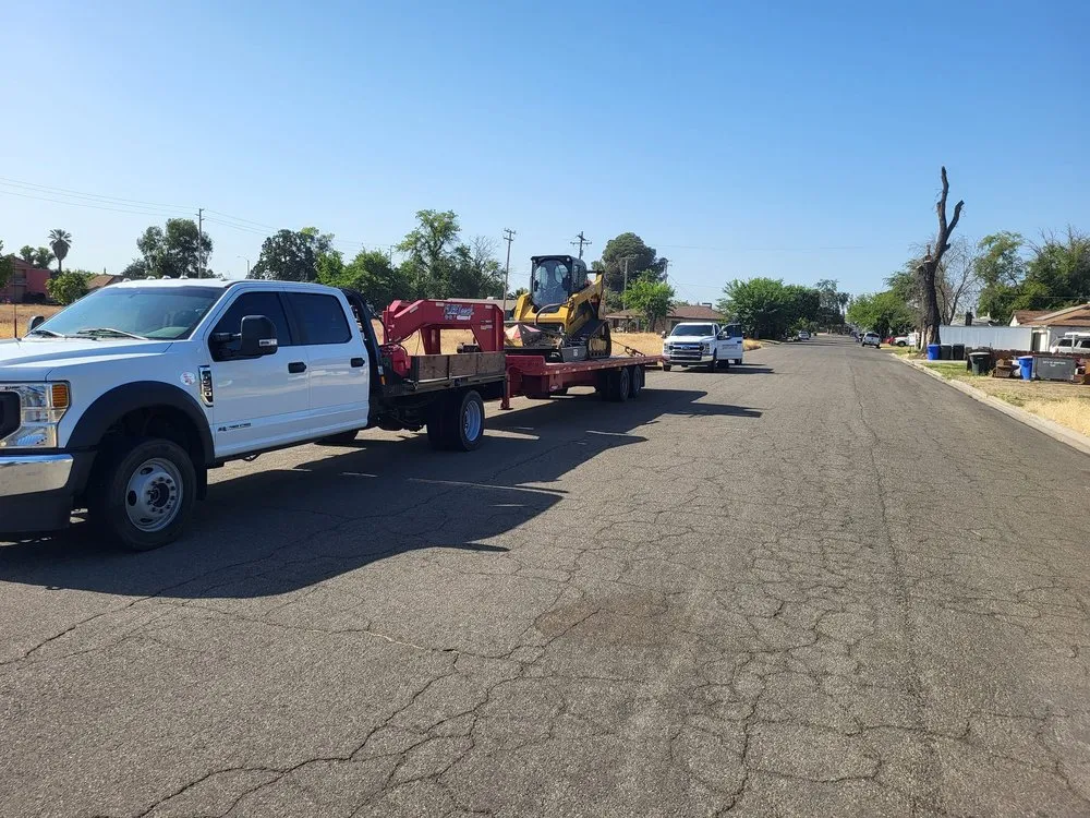 Top-rated garden landscaping for outdoor upgrades in Bakersfield, CA by Robinson Construction Services