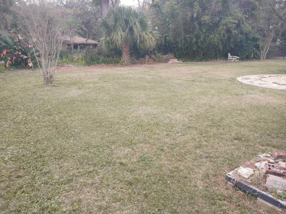 Custom garden landscaping in Glen Saint Mary, FL - Robinson lawncare &more