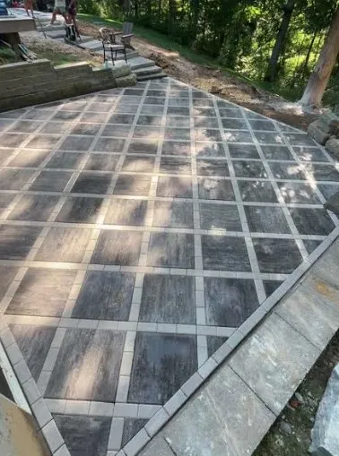 Custom landscape installation experts serving Lebanon, OH - Robinson Site Development