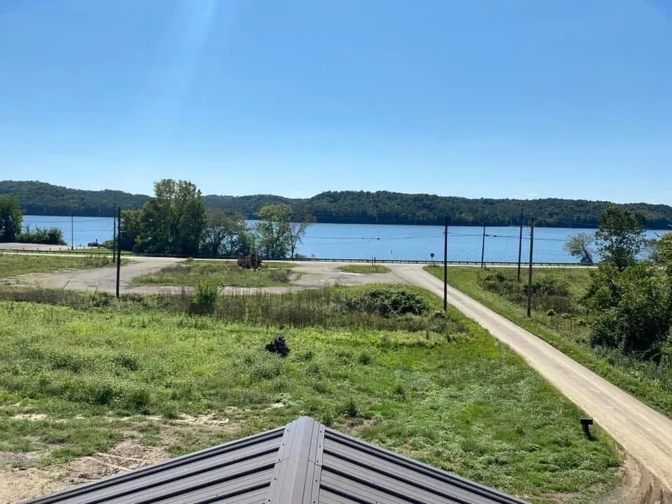 Reliable lawn mowing service experts serving Newcomerstown, OH - Robinson’s handyman and carpentry Services