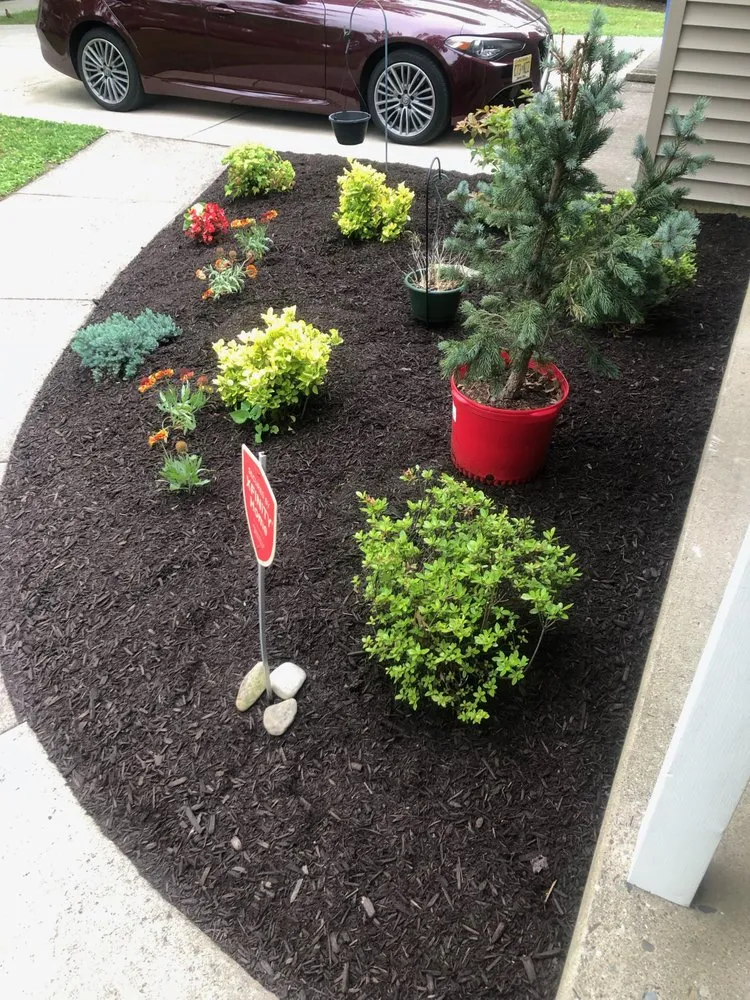 Top-rated lawn care service in Berlin, NJ - Robinsons Landscaping and Home Improvement