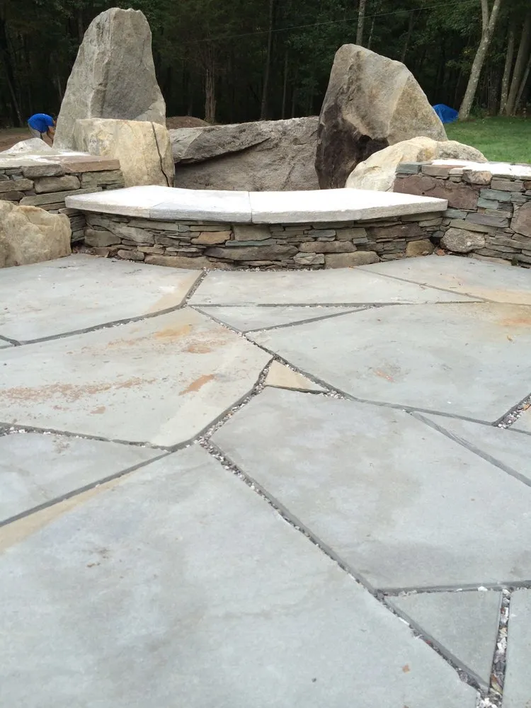 Reliable garden landscaping in Tolland, CT - Robinson's Landscaping