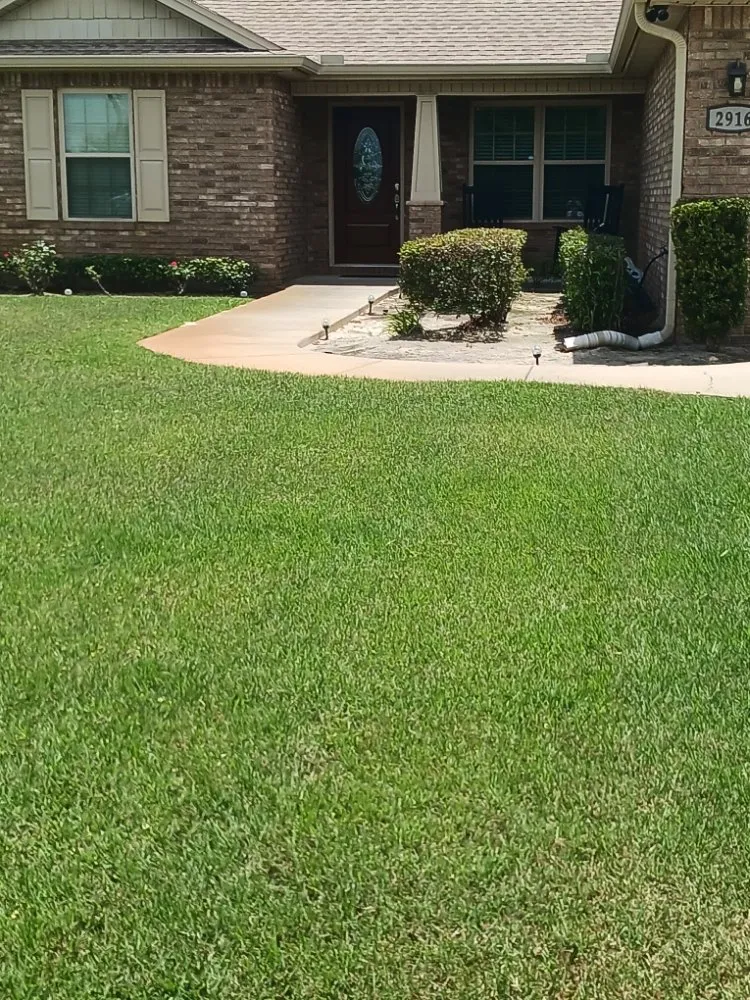 Trusted landscape installation in Panama City, FL by Robinson's Lawn Care
