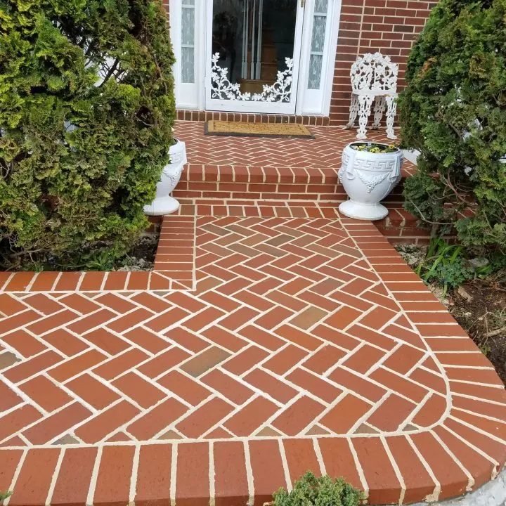 Reliable landscape installation for residential properties in Lewes, DE by Roblero Hardscaping