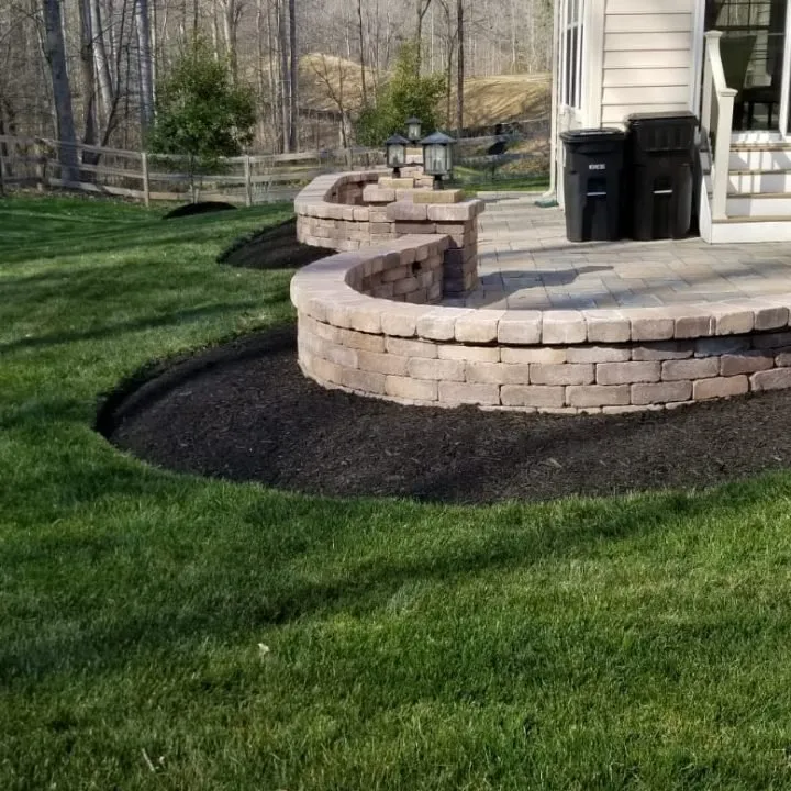 Professional outdoor landscaping in Lewes, DE by Roblero Hardscaping