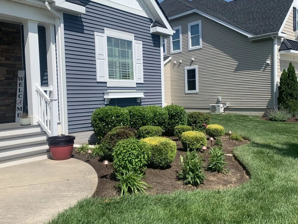 Professional outdoor landscaping experts serving Lewes, DE - Roblero Hardscaping