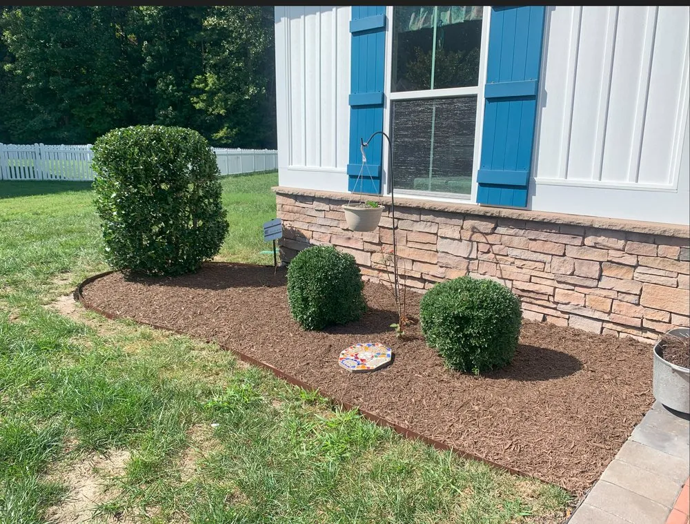 Custom garden landscaping with custom design in Lewes, DE by Roblero Hardscaping