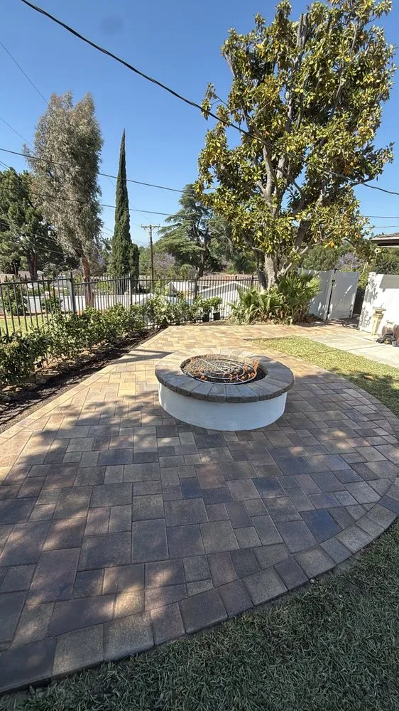 Professional yard cleanup service in Wildomar, CA by Robles Hardscape