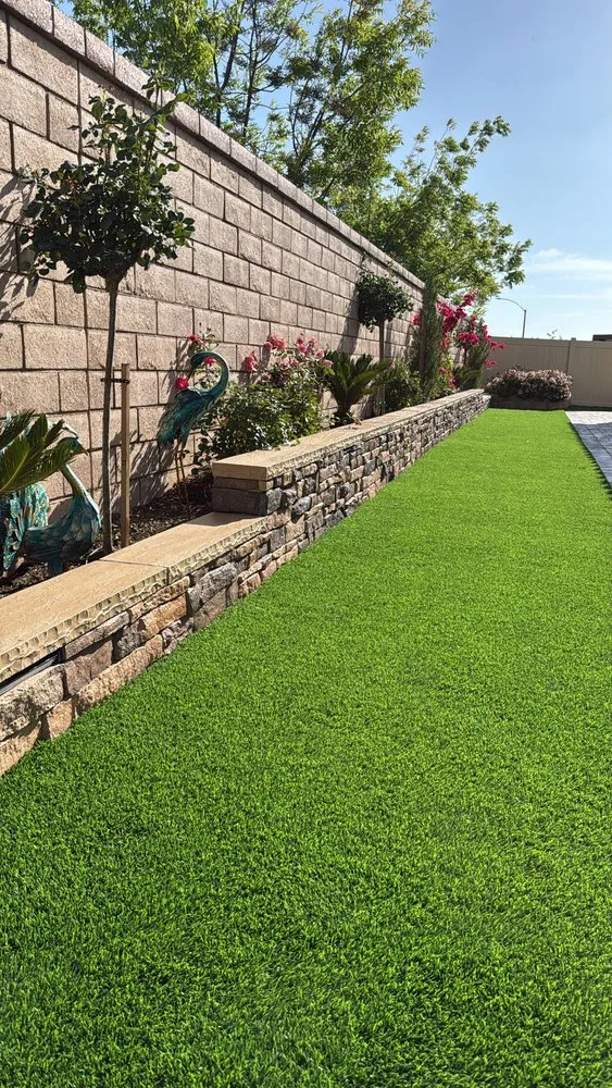 Expert residential landscaping with custom design in Wildomar, CA by Robles Hardscape