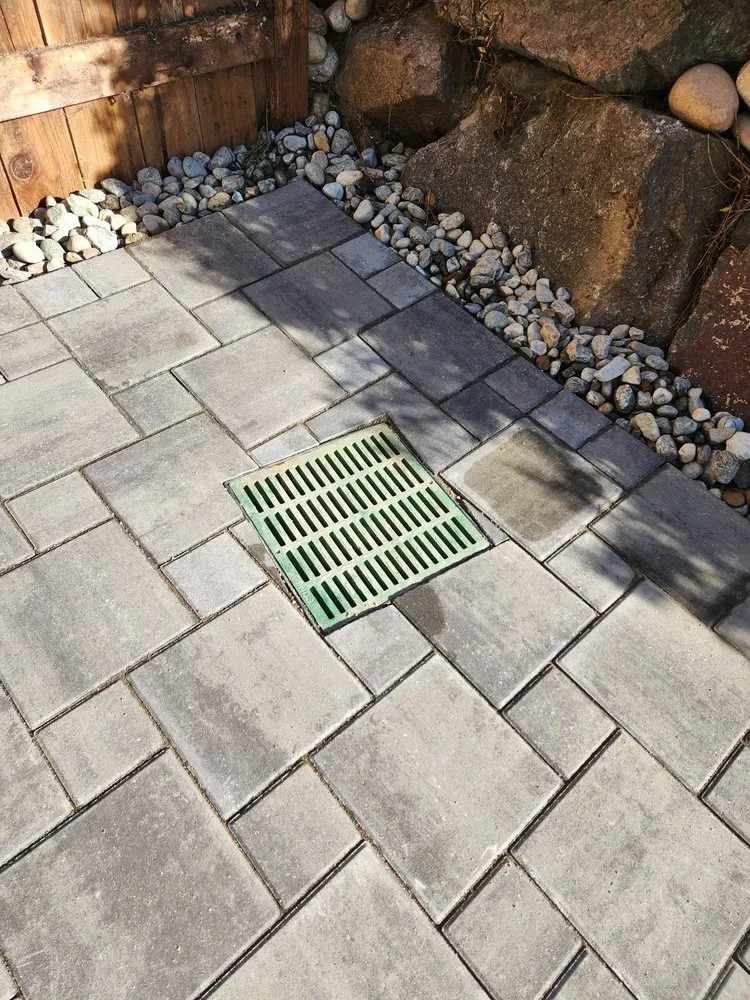 Top-rated landscaping services experts serving Lake Stevens, WA - Robles Landscaping and Construction