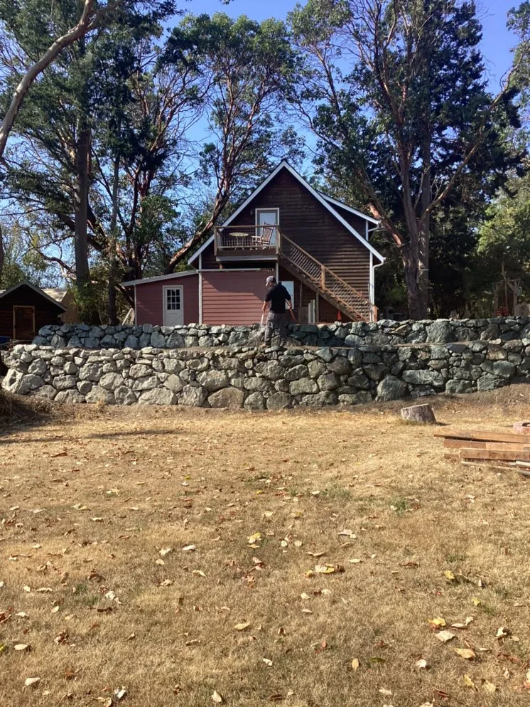 Local residential landscaping in Mount Vernon, WA by Robles Landscaping