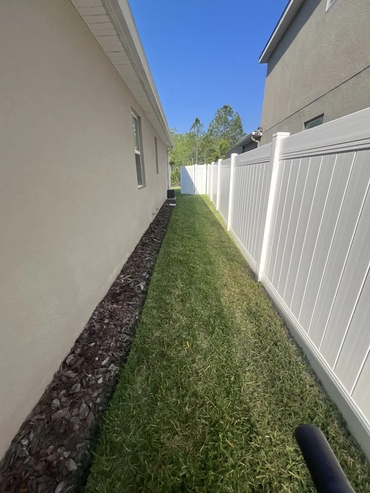Expert yard cleanup service for residential properties across Ocala, FL - Robles Lawn Company