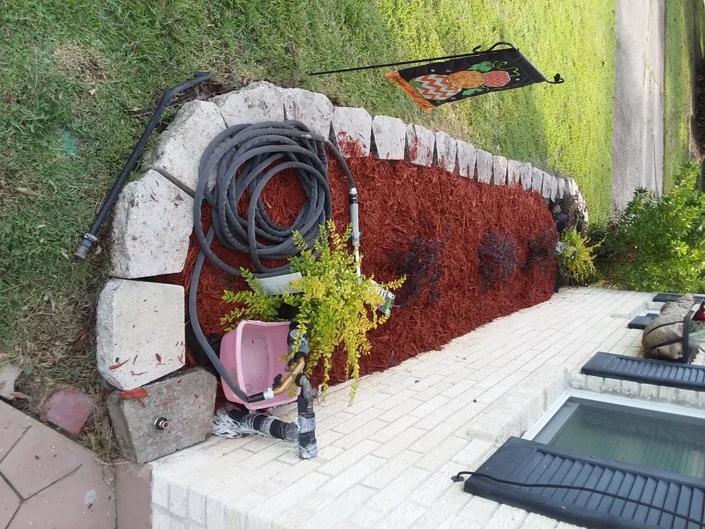 Professional yard maintenance in GULFPORT, MS by Robs Lawn Care