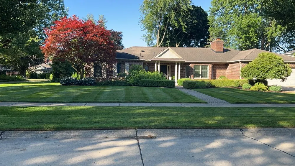 Trusted residential landscaping experts serving Harrison Township, MI - Robs Lawn Care Services
