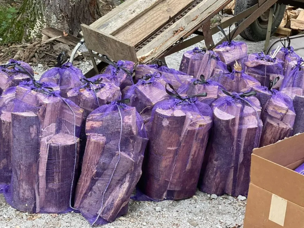 Custom lawn mowing service in Stroudsburg, PA - Robs Mulch N Stone