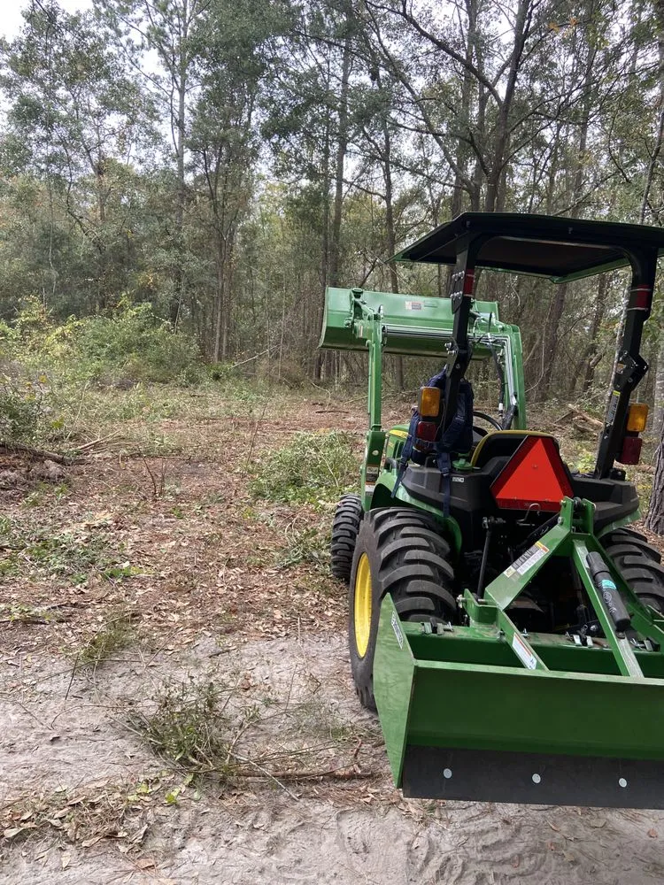 Expert lawn care service experts serving Ellabell, GA - Rob’s Property Maintenance