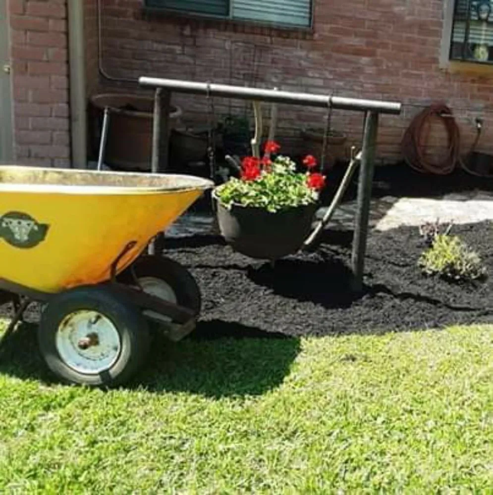 Custom landscaping services experts serving Richmond, TX - Rob's Tree Service And Landscape Design