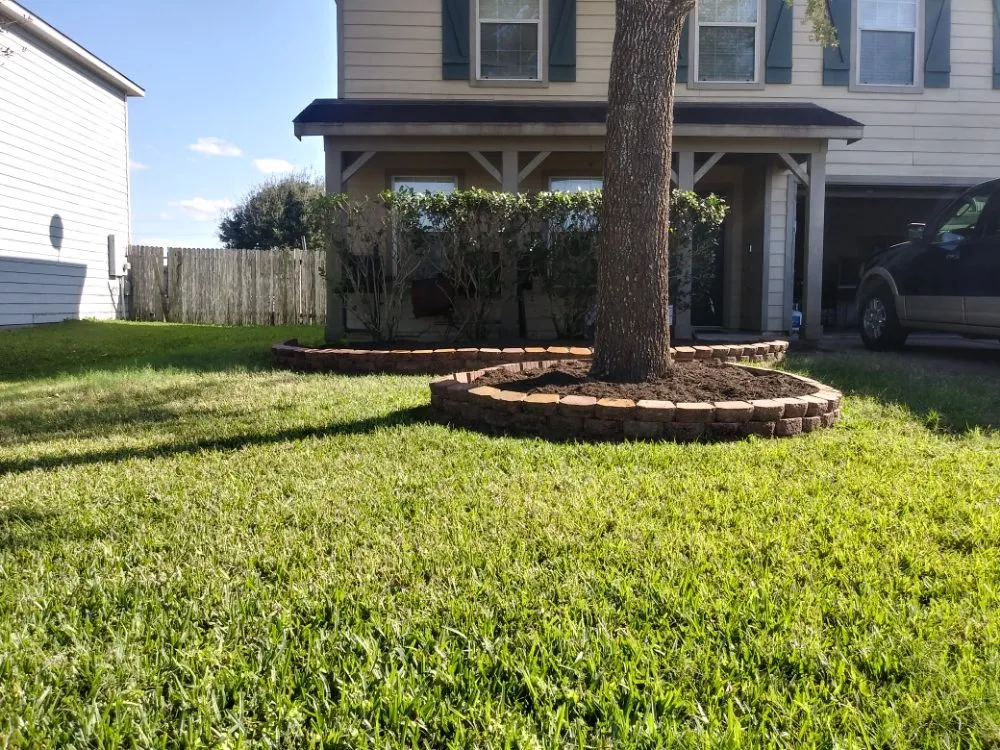 Top-rated landscape design for homes across Rosenberg, TX - Rob's Tree Service And Landscape Design
