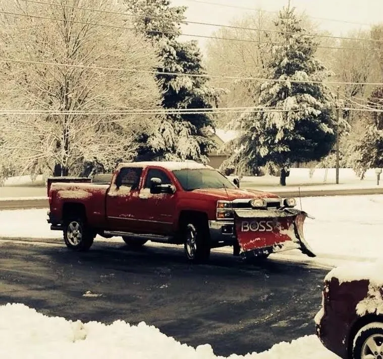 Trusted lawn mowing service experts serving Scottsburg, IN - Rob's Tree Service