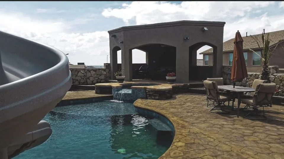 Trusted yard maintenance in El Paso, TX by Robsans Construction