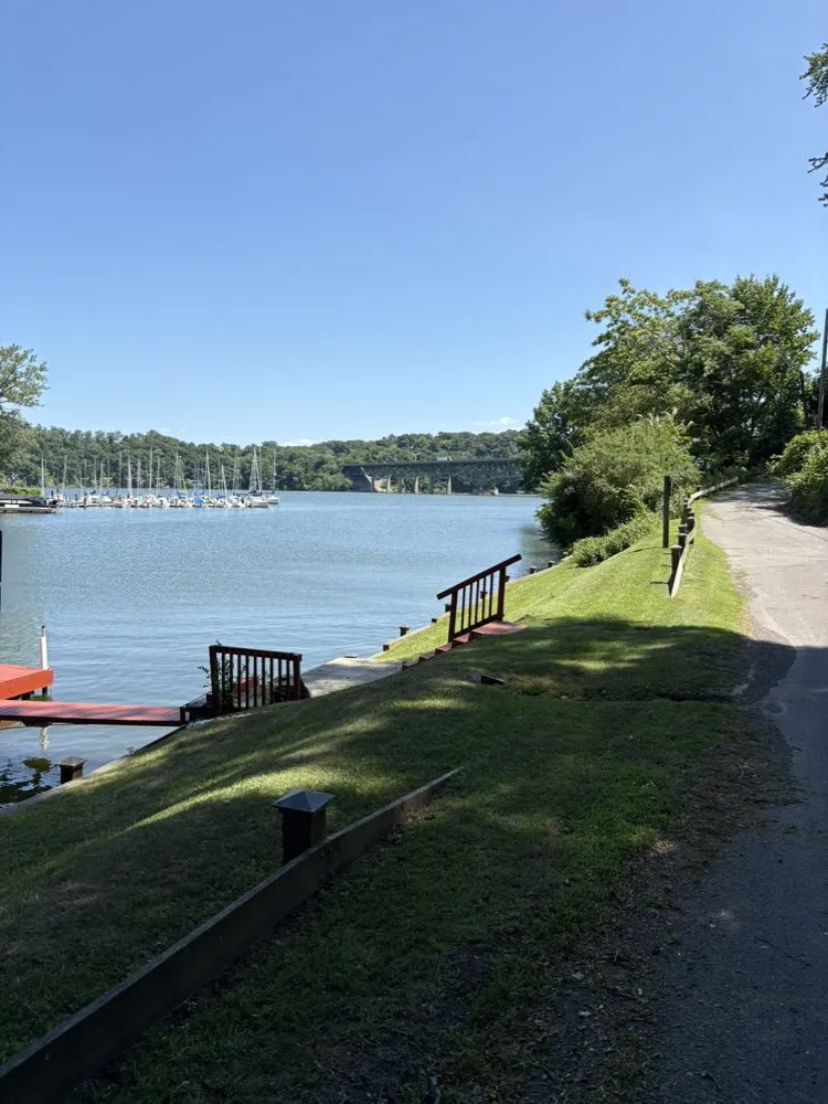 Professional garden landscaping in Rochester, NY - Roc City Landscaping