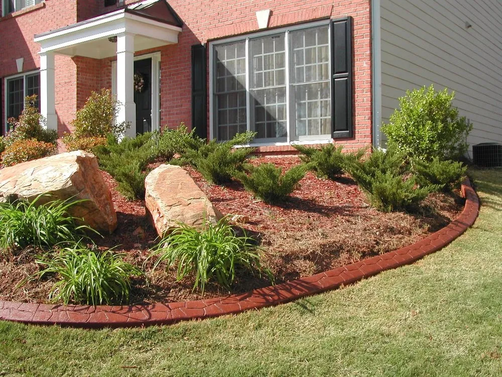 Local yard cleanup service in Spencerport, NY - ROC Curbing